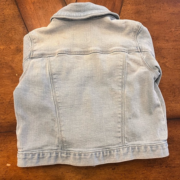 3T Old Navy denim jacket with snap buttons - Picture 2 of 4